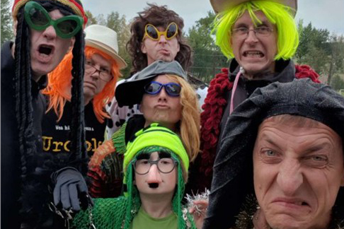 Livemusik im Dorf Bründl